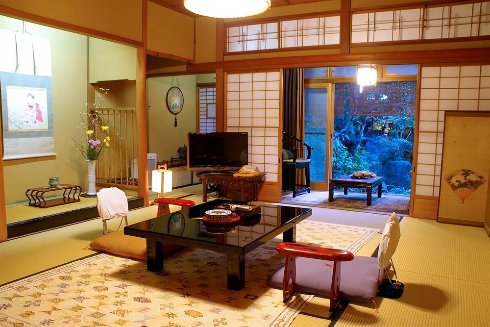 HOTEL SEIKORO RYOKAN ESTABLISHED IN 1831 KY TO 4 Japan von